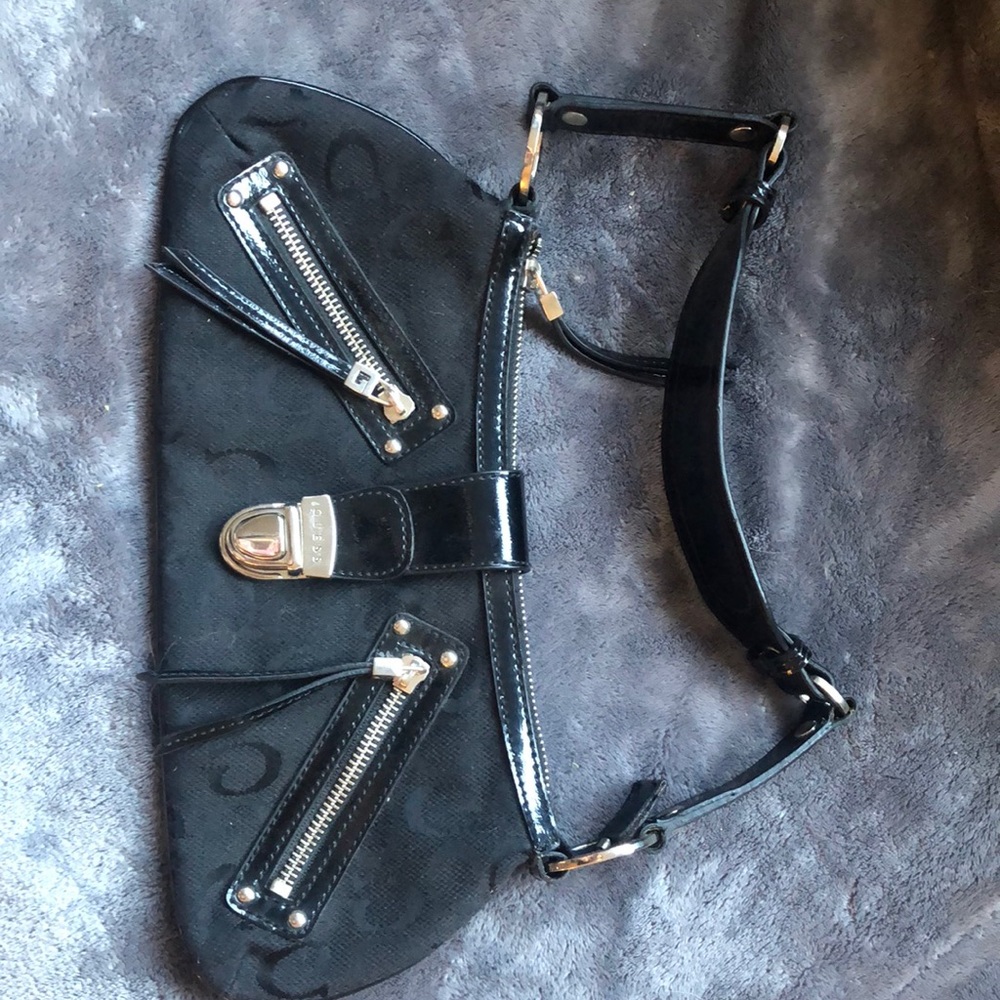 COPY - Guess purse